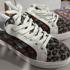 Betsy Johnson Lindsay sneakers Women’s Rhinestone